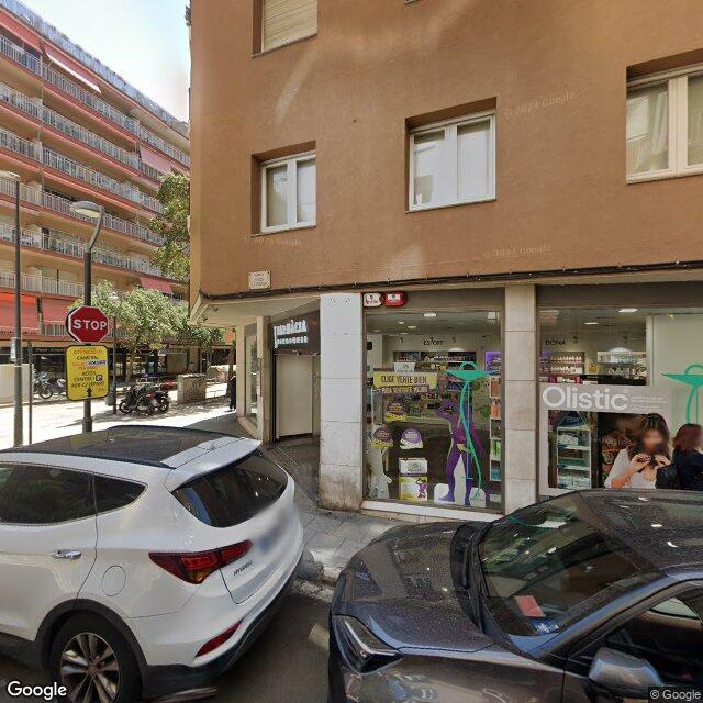 Street view near Farmàcia Picornell in Barcelona