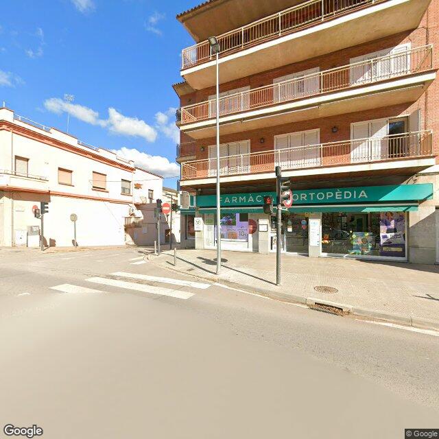 Street view near Farmàcia Pinin Lavin, Delia in Barcelona
