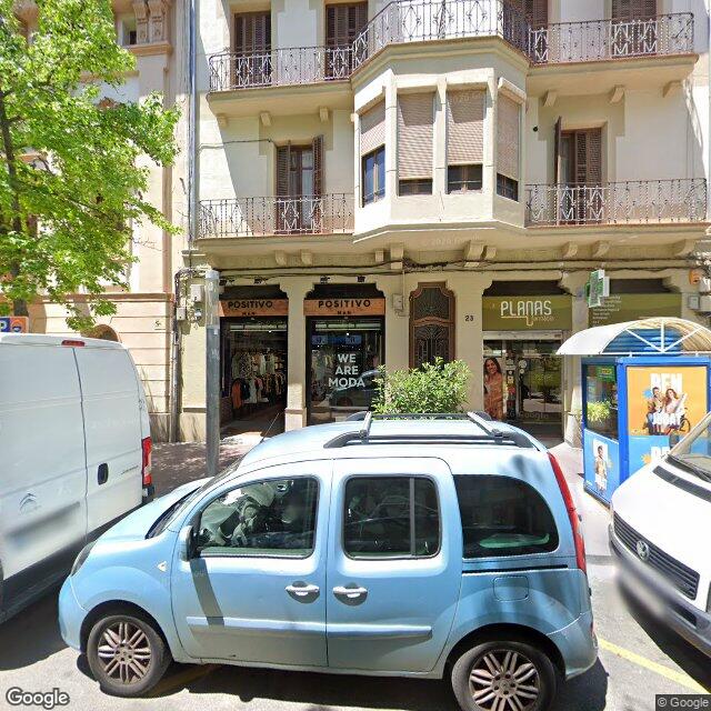 Street view near Farmàcia Planas in Manresa