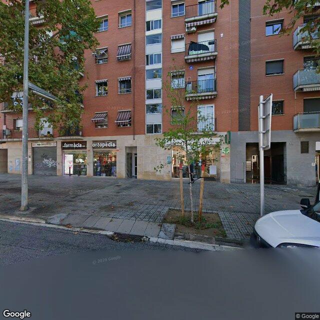 Street view near Farmàcia Pou in Barcelona