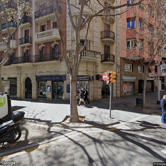 Street view near Farmàcia Preciado Iglesias, M. Carmen in Barcelona