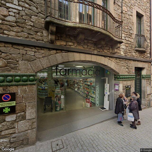Street view near Farmàcia Pujol Suriñach, Martí in Gerona