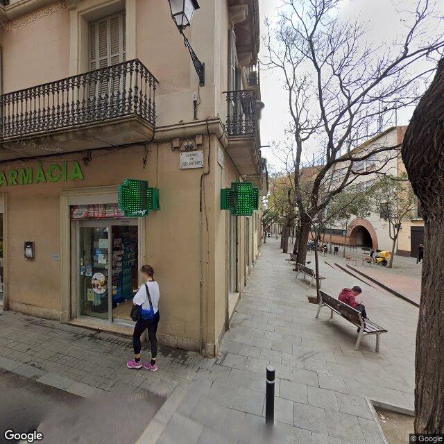 Street view near Farmàcia Quero Prieto, Sònia in Barcelona
