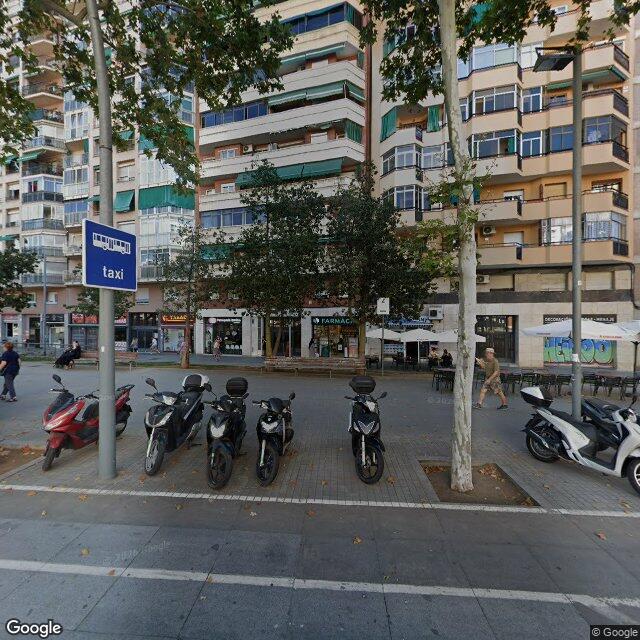 Street view near Farmàcia Ramos Sierra, Manuel in Barcelona