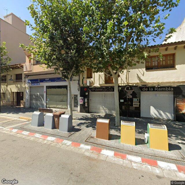 Street view near Farmàcia Relat Roca, Carmen in Barcelona