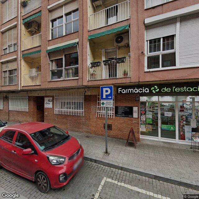 Street view near Farmàcia Sánchez Arias, Begoña in Barcelona