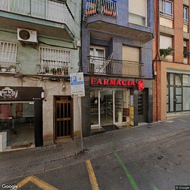 Street view near Farmàcia Sánchez Blázquez, Pere. in Barcelona