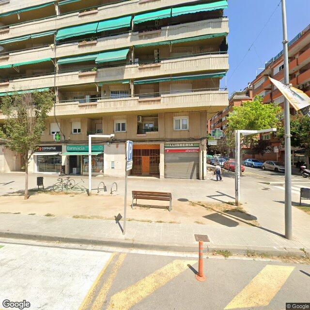 Street view near Farmàcia Sant Cugat Torreblanca in Barcelona