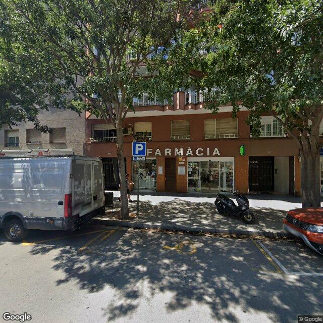 Street view near Farmàcia Santiago Torrents Bergé in Barcelona