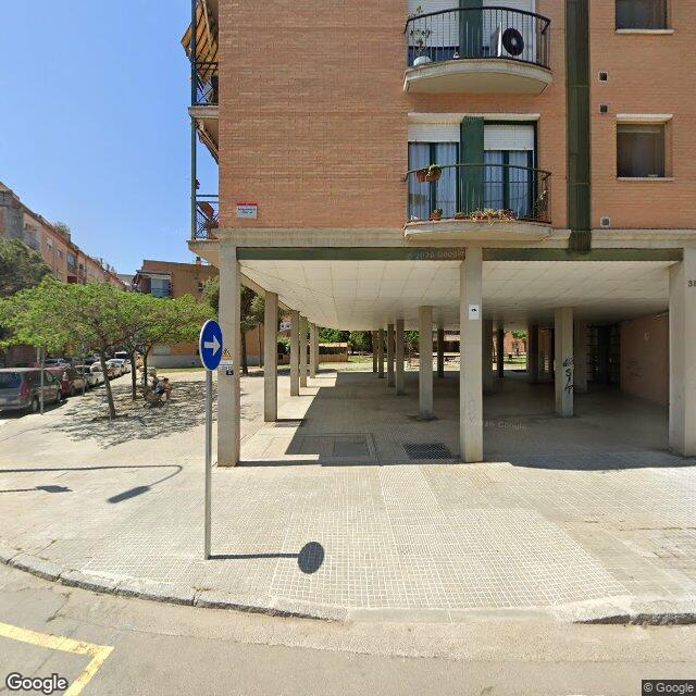 Street view near Farmàcia Satorres Lapeña, Manuel in Barcelona