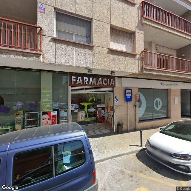 Street view near Farmàcia Sisternes Vernia, Enric Vicenç in Tarragona