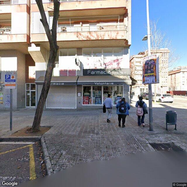Street view near Farmàcia Sola Garcia, M. Rosa in Barcelona