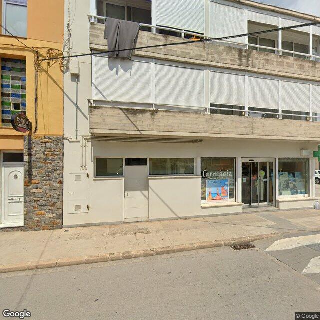 Street view near Farmàcia Susanna Faja Canadell in Gerona