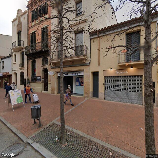 Street view near Farmàcia Tarin Cardona, Lluís in Barcelona