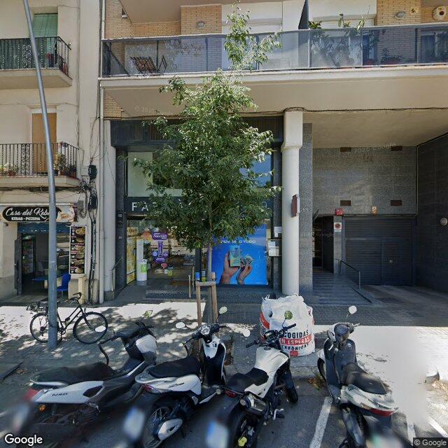 Street view near Farmàcia Teixidó González, M - González Roger, N in Barcelona