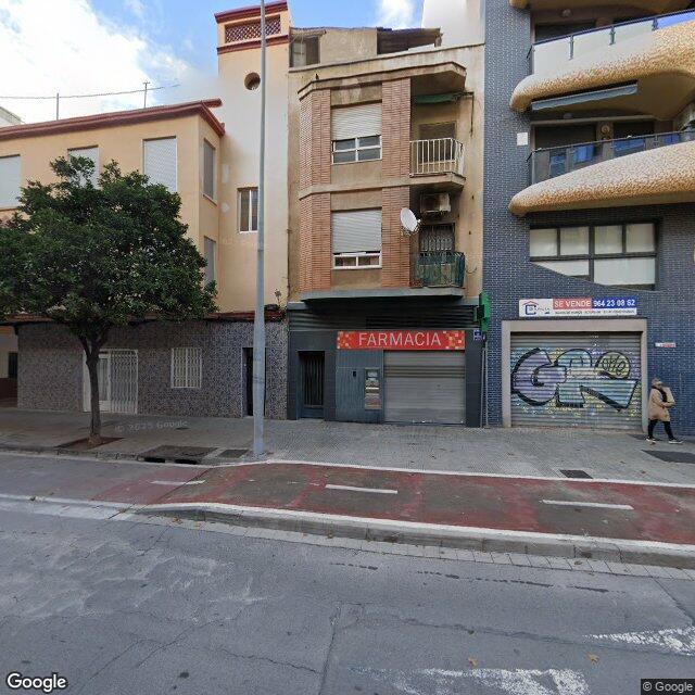 Street view near Farmàcia Teresa Montañés Pallarés in Castelló de la Plana