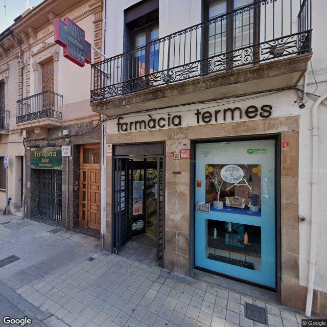 Street view near Farmàcia Termes in Barcelona