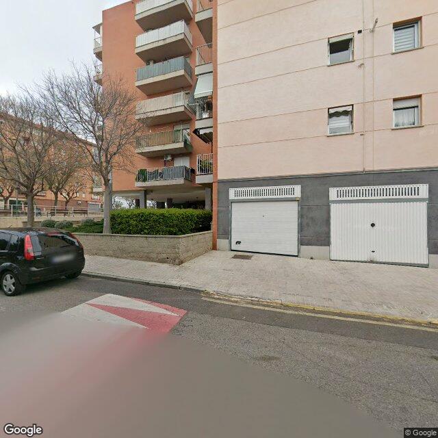 Street view near Farmàcia Torell Sorio, Montserrat in Tarragona