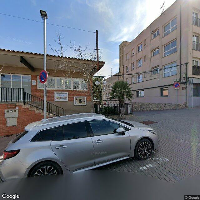 Street view near Farmàcia Tugues Molera, M. Àngels in Barcelona