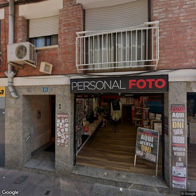 Street view near Farmàcia Uriarte Cullerè, Miquel in Barcelona