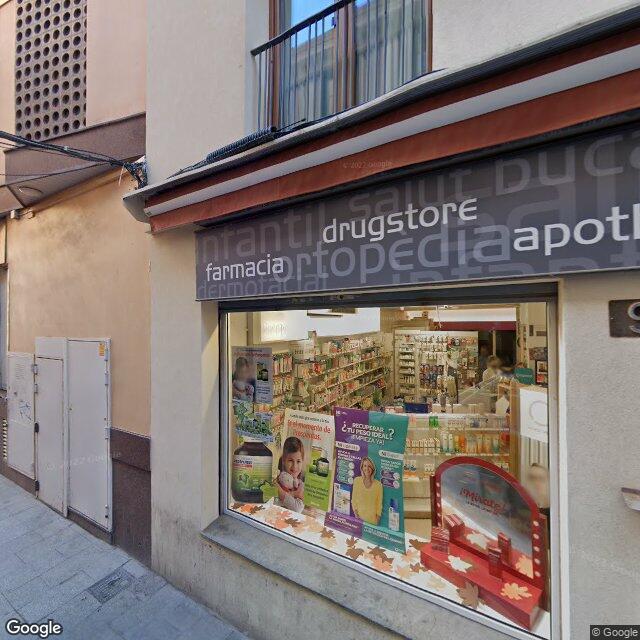 Street view near Farmàcia Vázquez Ruiz, Lourdes in Gerona