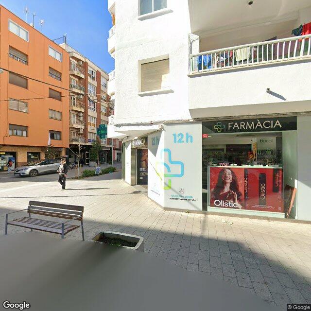 Street view near Farmàcia Valls Cucurella, M I Lobaco Valls, C in Tarragona