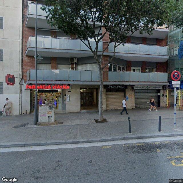 Street view near Farmàcia Viayna in Barcelona