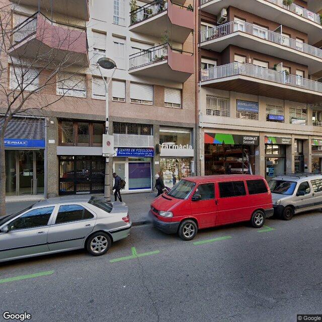 Street view near Farmàcia Vilaplana Batalla, Montserrat in Barcelona