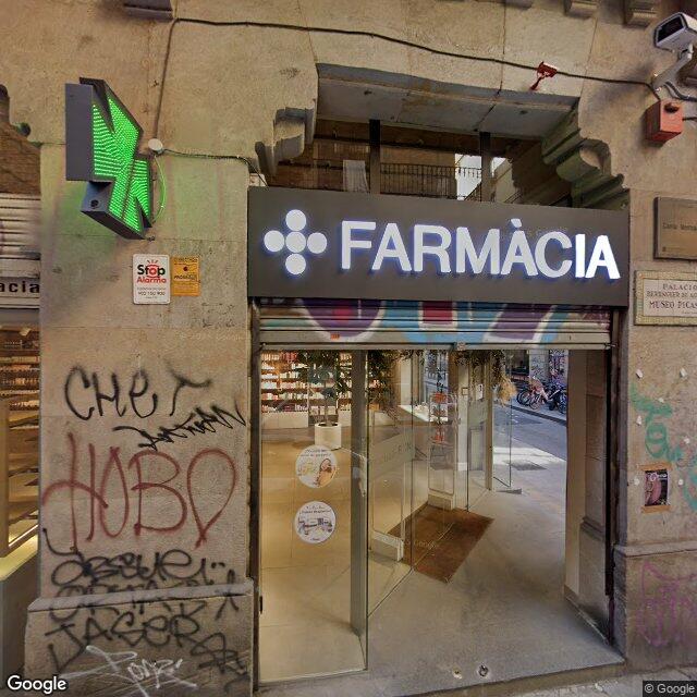 Street view near Farmàcia Xalabarder Torrents, Marc in Barcelona