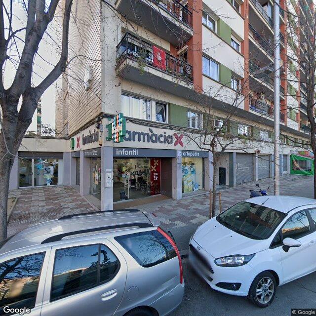 Street view near Farmàcia Xapelli Mias, Anna in Barcelona