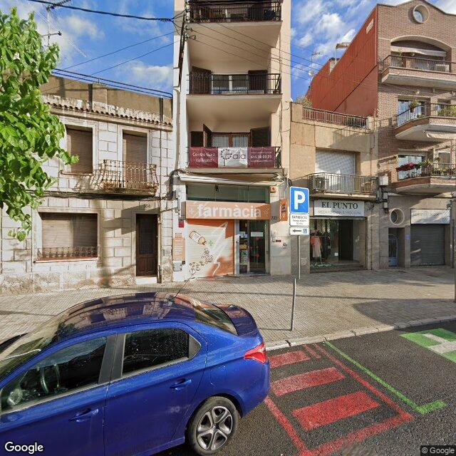 Street view near Farmàcia Zabala De Oleza, R / Oller Codina, A. in Barcelona