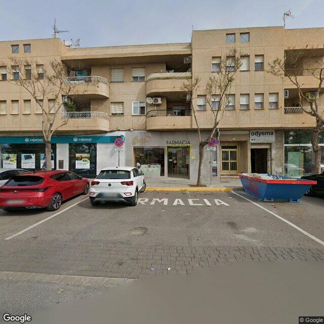 Street view near Farmacia #Central in Spain