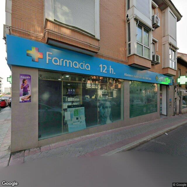 Street view near Farmacia (Lda. Julia Escalada Sanz) in Madrid