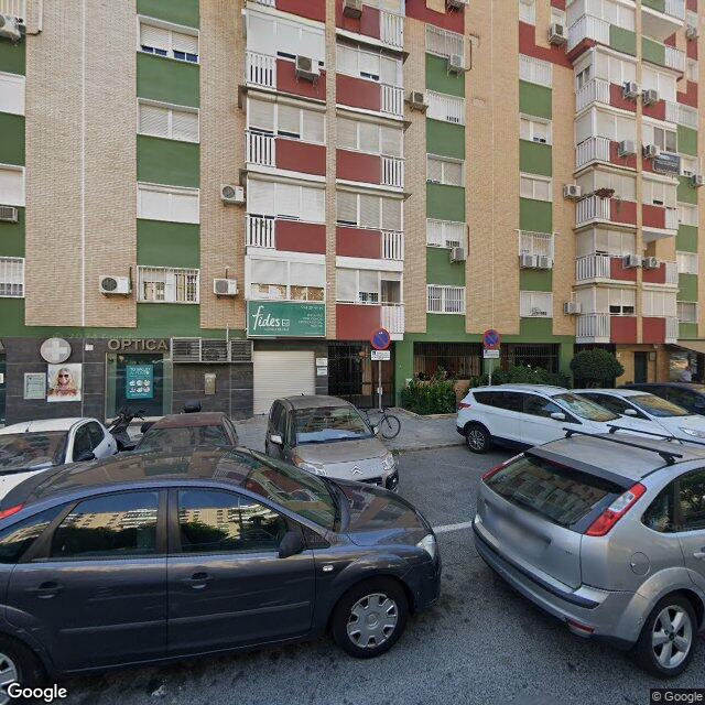 Street view near Farmacia Óptica Santa Aurelia in Sevilla