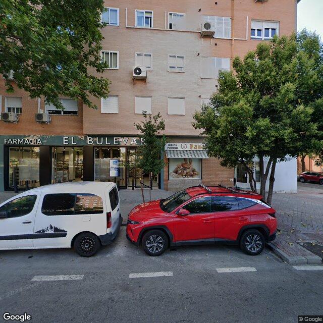 Street view near Farmacia in Madrid