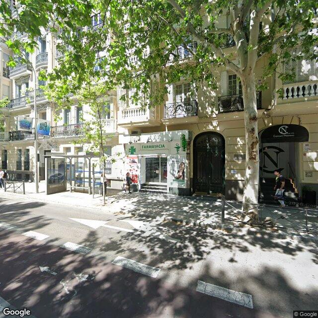 Street view near Farmacia in Madrid