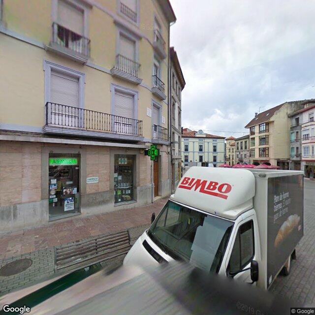 Street view near Farmacia in Grado/Grau
