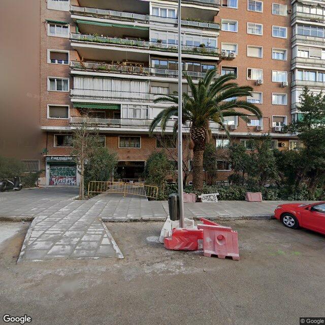 Street view near Farmacia in Madrid