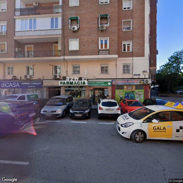 Street view near Farmacia in Madrid