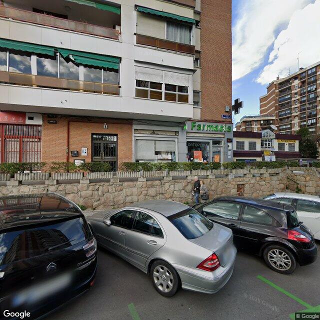 Street view near Farmacia in Madrid