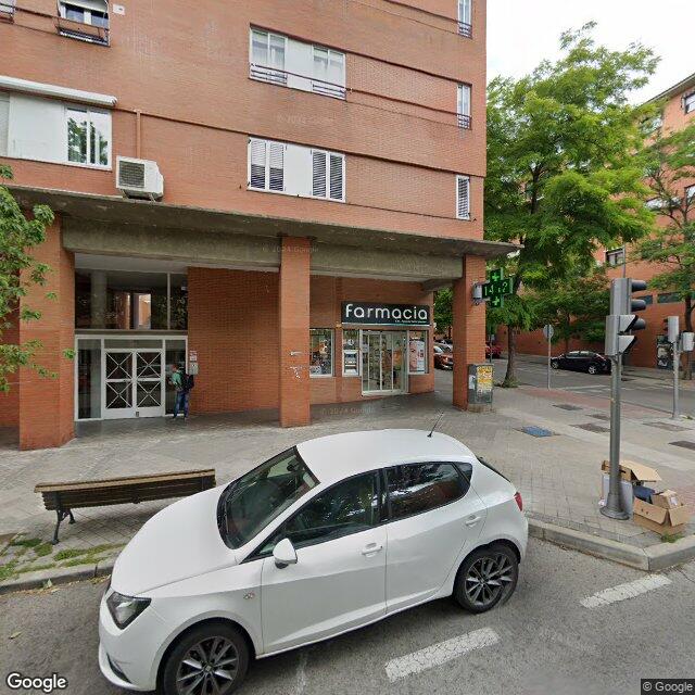 Street view near Farmacia in Madrid