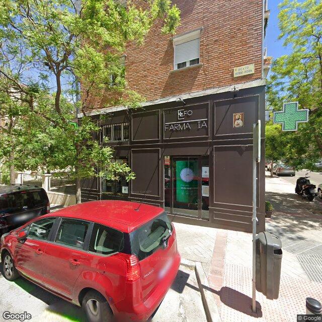Street view near Farmacia in Madrid