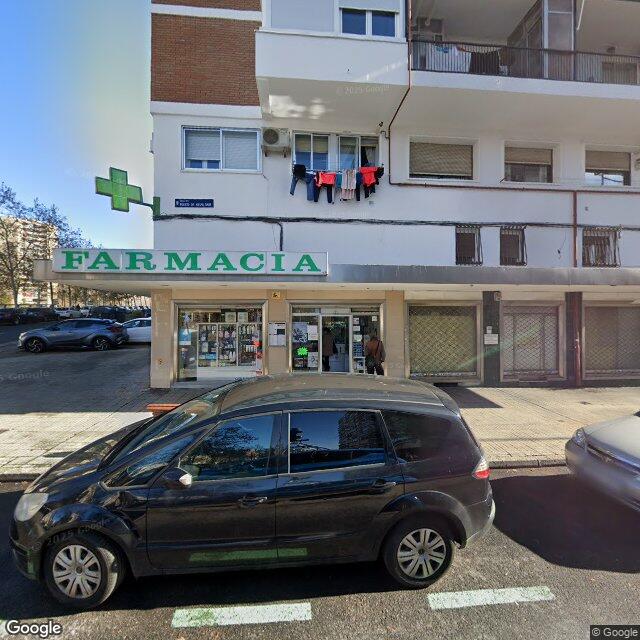 Street view near Farmacia in Madrid