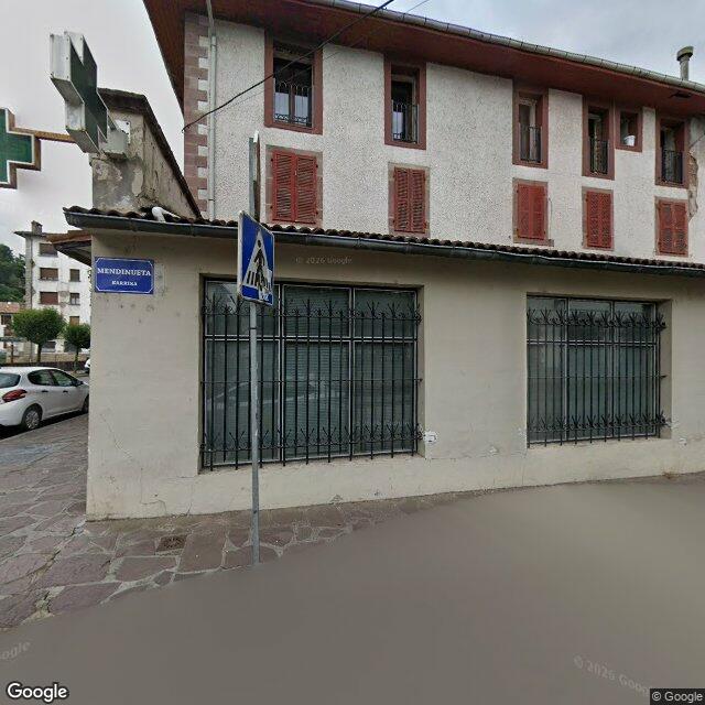 Street view near Farmacia in Navarra