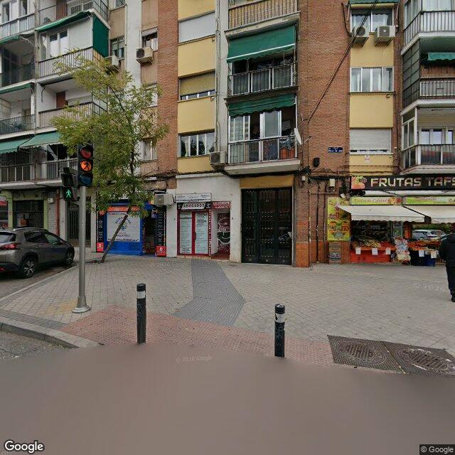 Street view near Farmacia in Madrid