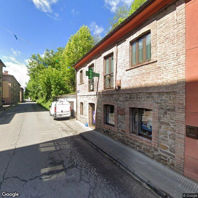 Street view near Farmacia in Returbiu