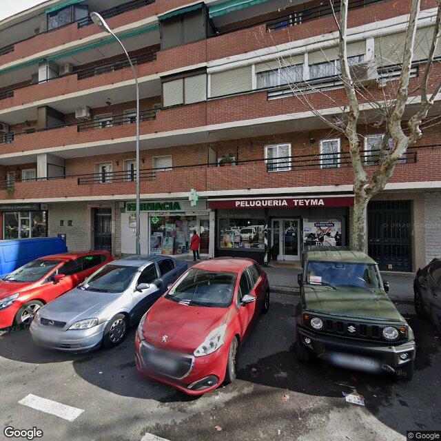 Street view near Farmacia in Madrid