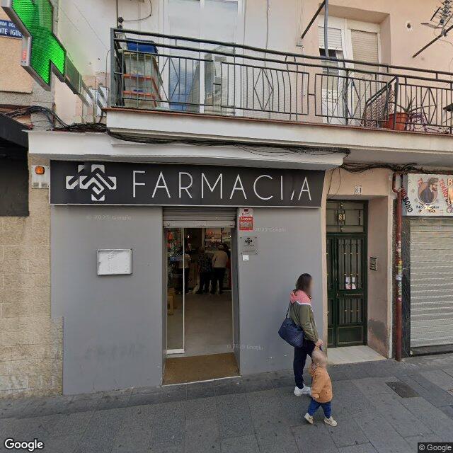 Street view near Farmacia in Madrid