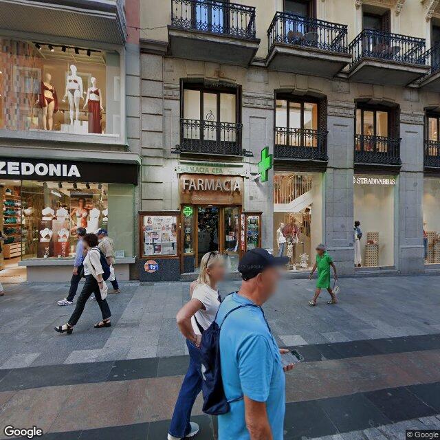 Street view near Farmacia 24 Horas in Madrid