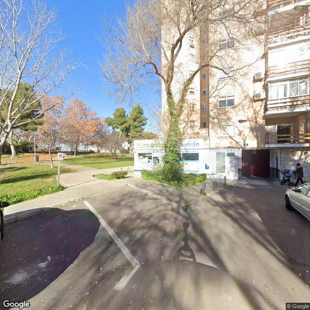 Street view near Farmacia in Madrid